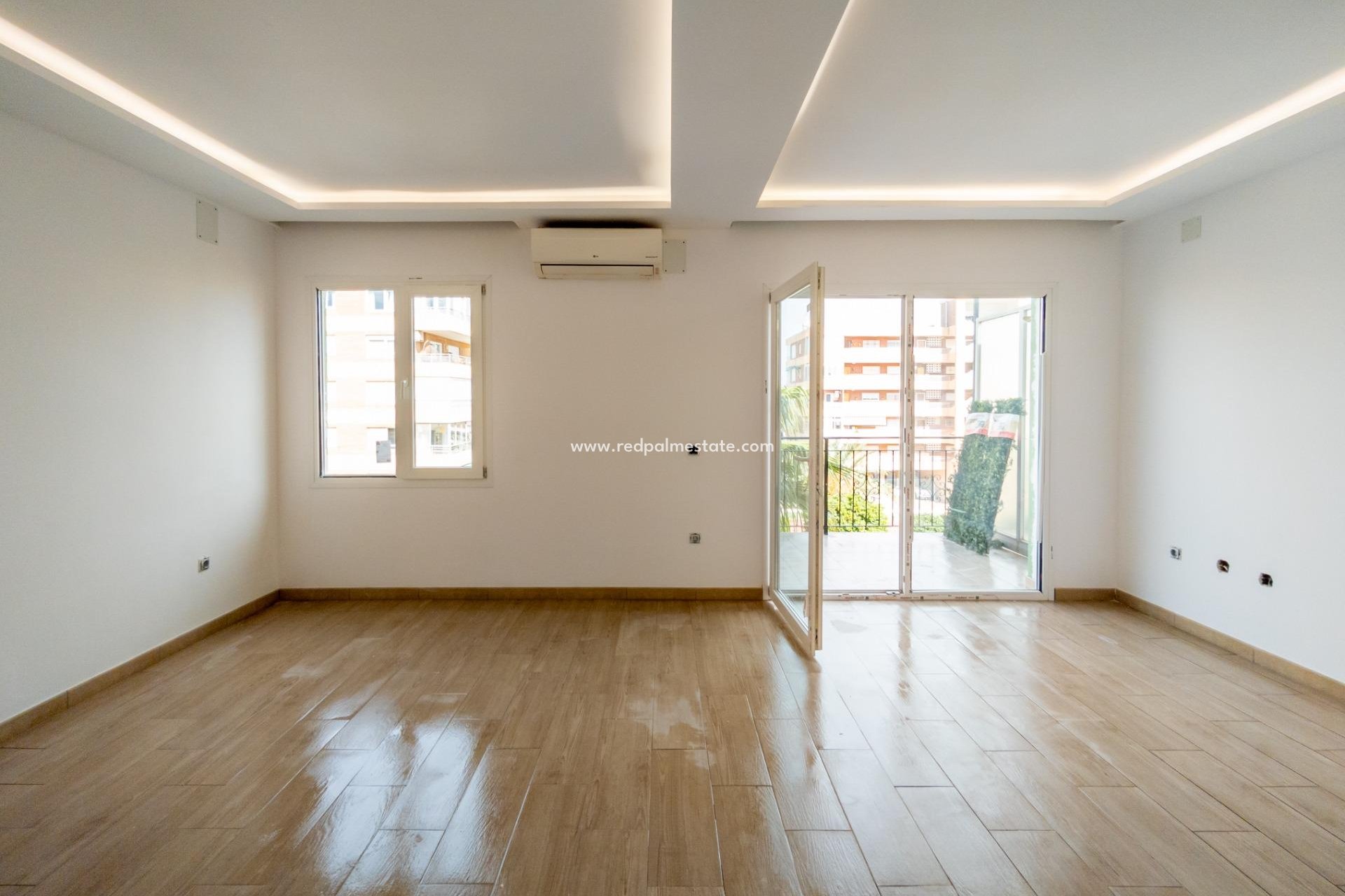 Reventa - Departamento -
Torrevieja - La Veleta