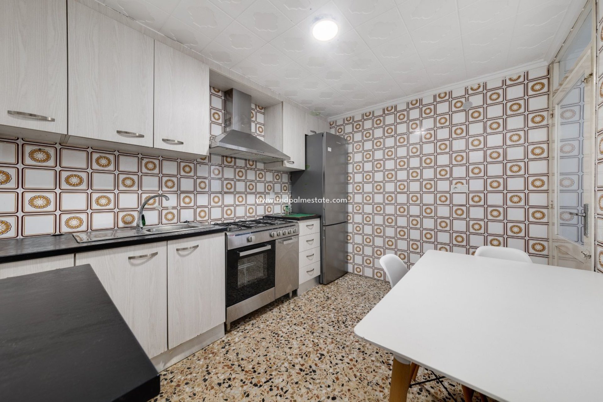 Reventa - Departamento -
Torrevieja - Playa de los Locos