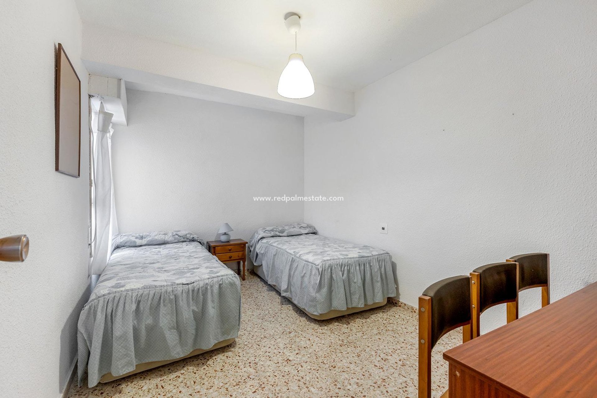 Reventa - Departamento -
Torrevieja - Playa de los Locos