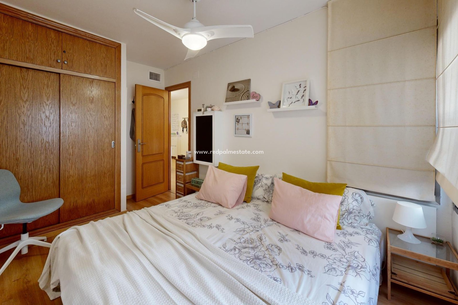 Reventa - Departamento -
Torrevieja - Playa de los Locos