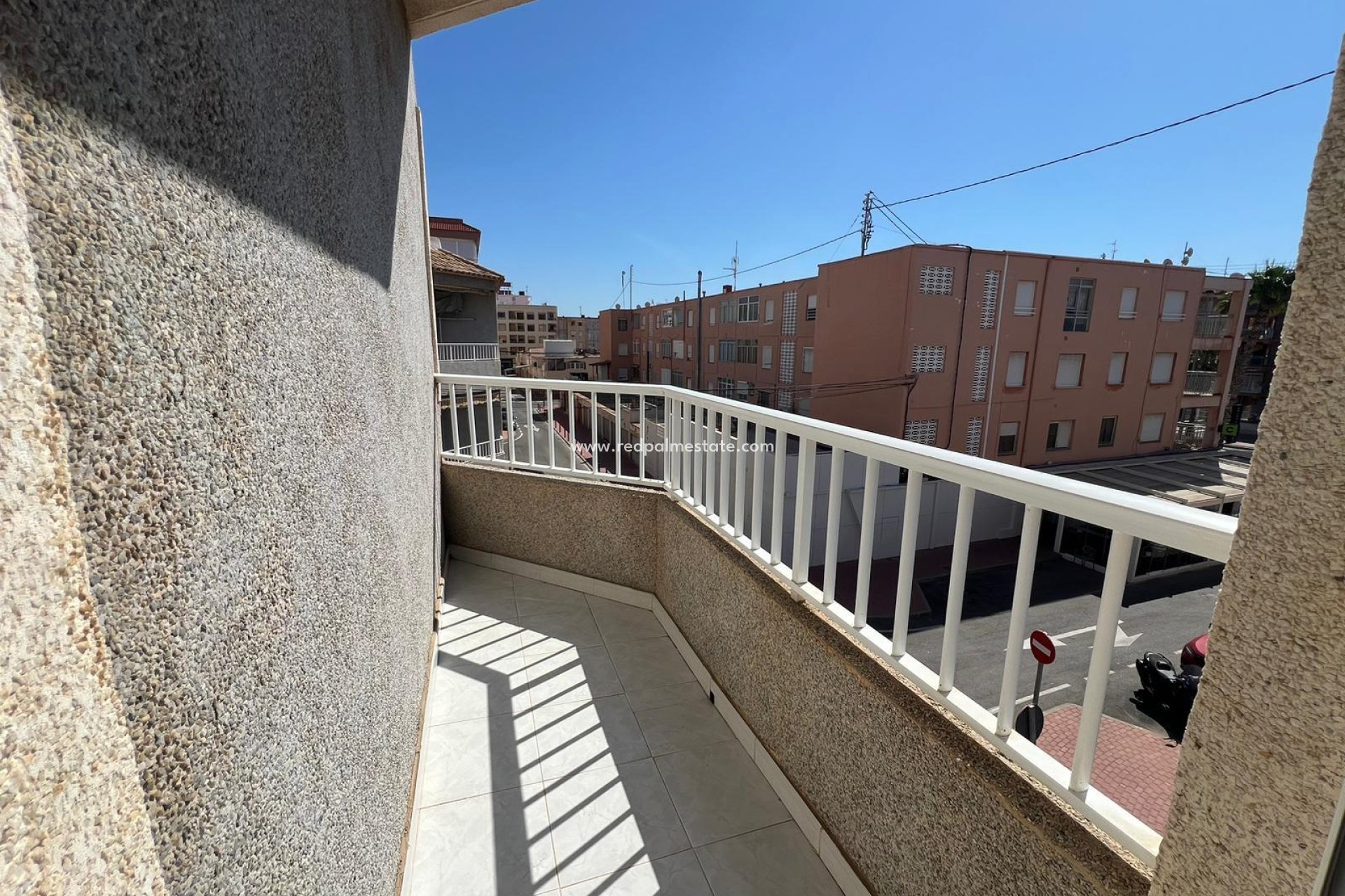 Reventa - Departamento -
Torrevieja - Playa de los Naufragos