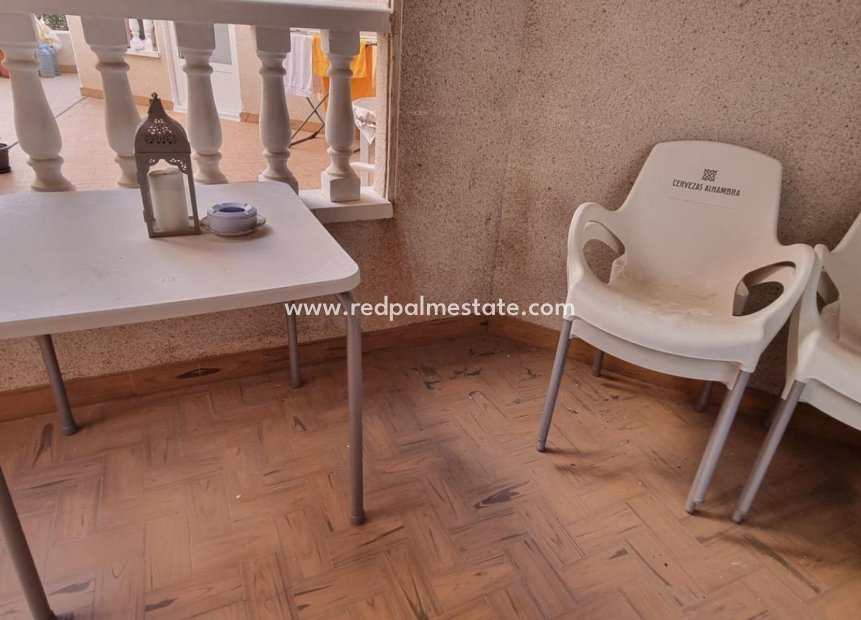 Reventa - Departamento -
Torrevieja - Playa del cura