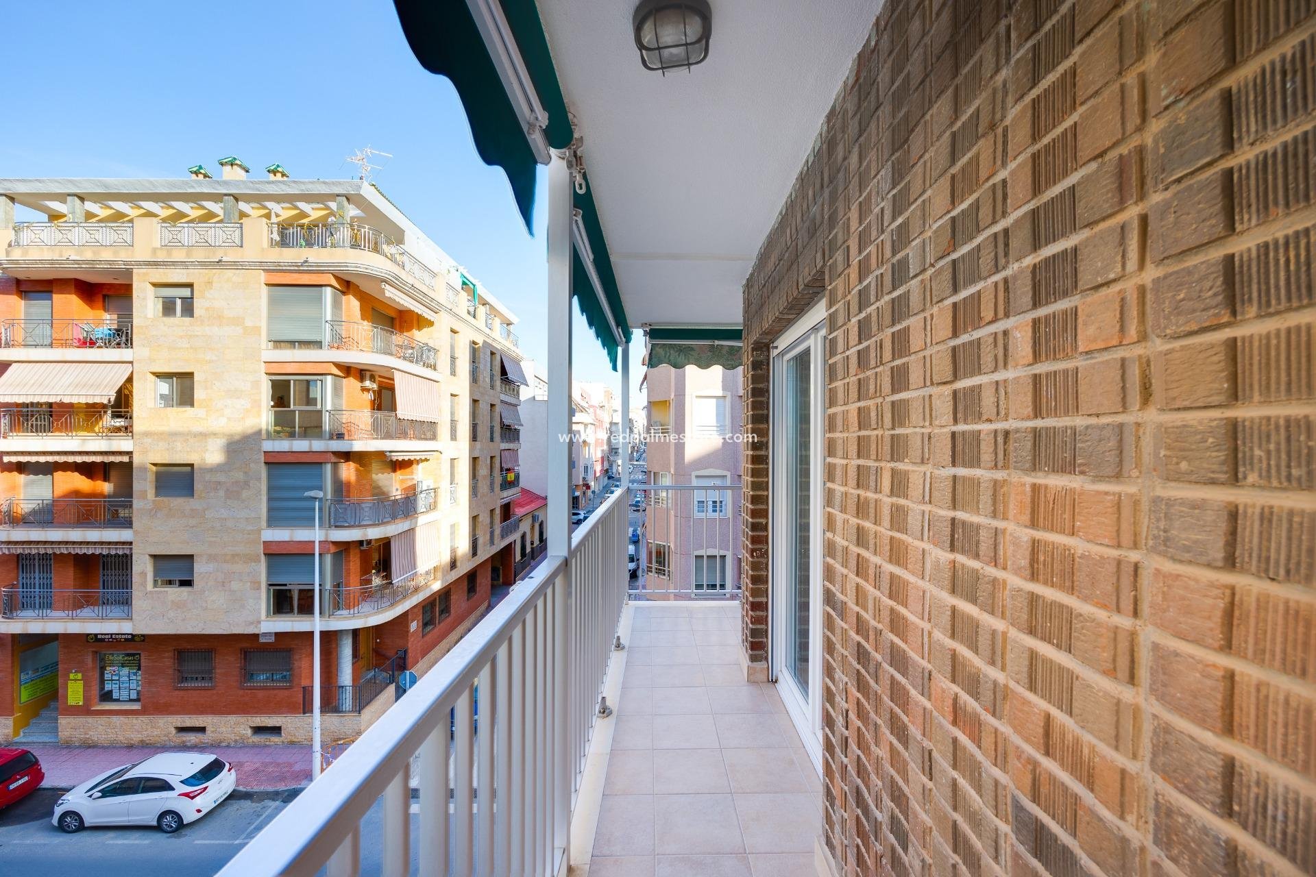 Reventa - Departamento -
Torrevieja - Playa del Cura