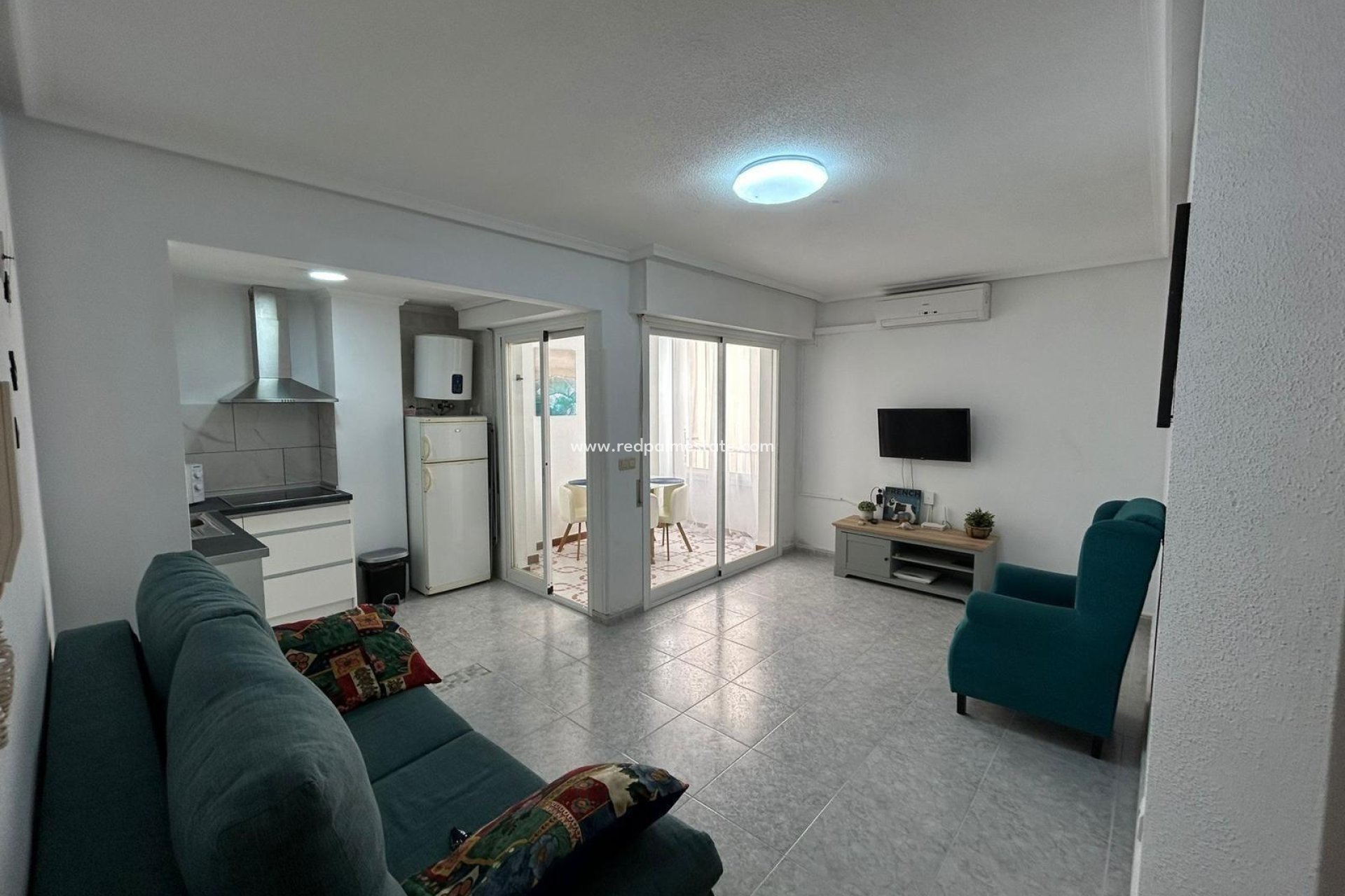 Reventa - Departamento -
Torrevieja - Playa del Cura