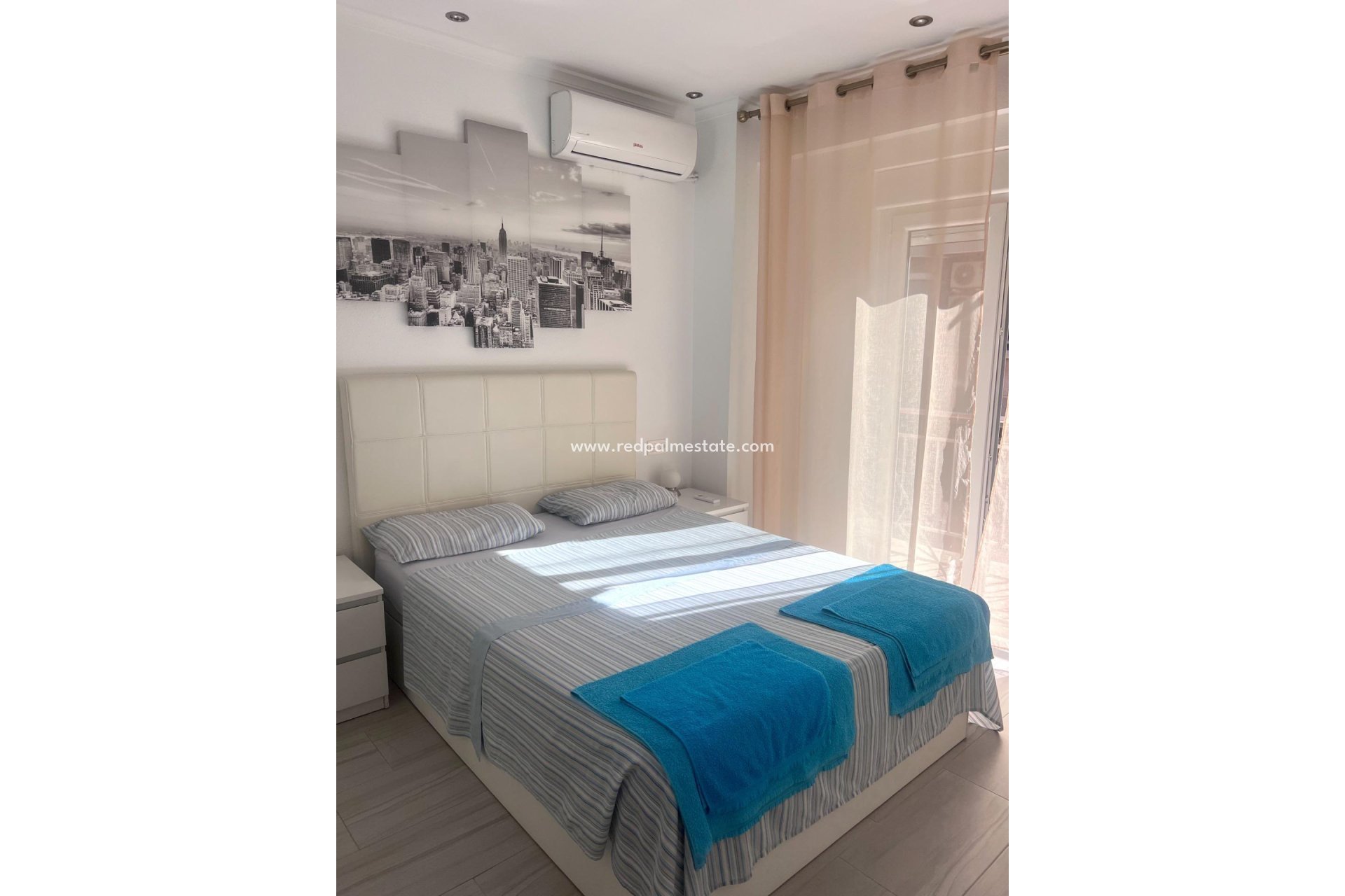 Reventa - Departamento -
Torrevieja - Playa del Cura