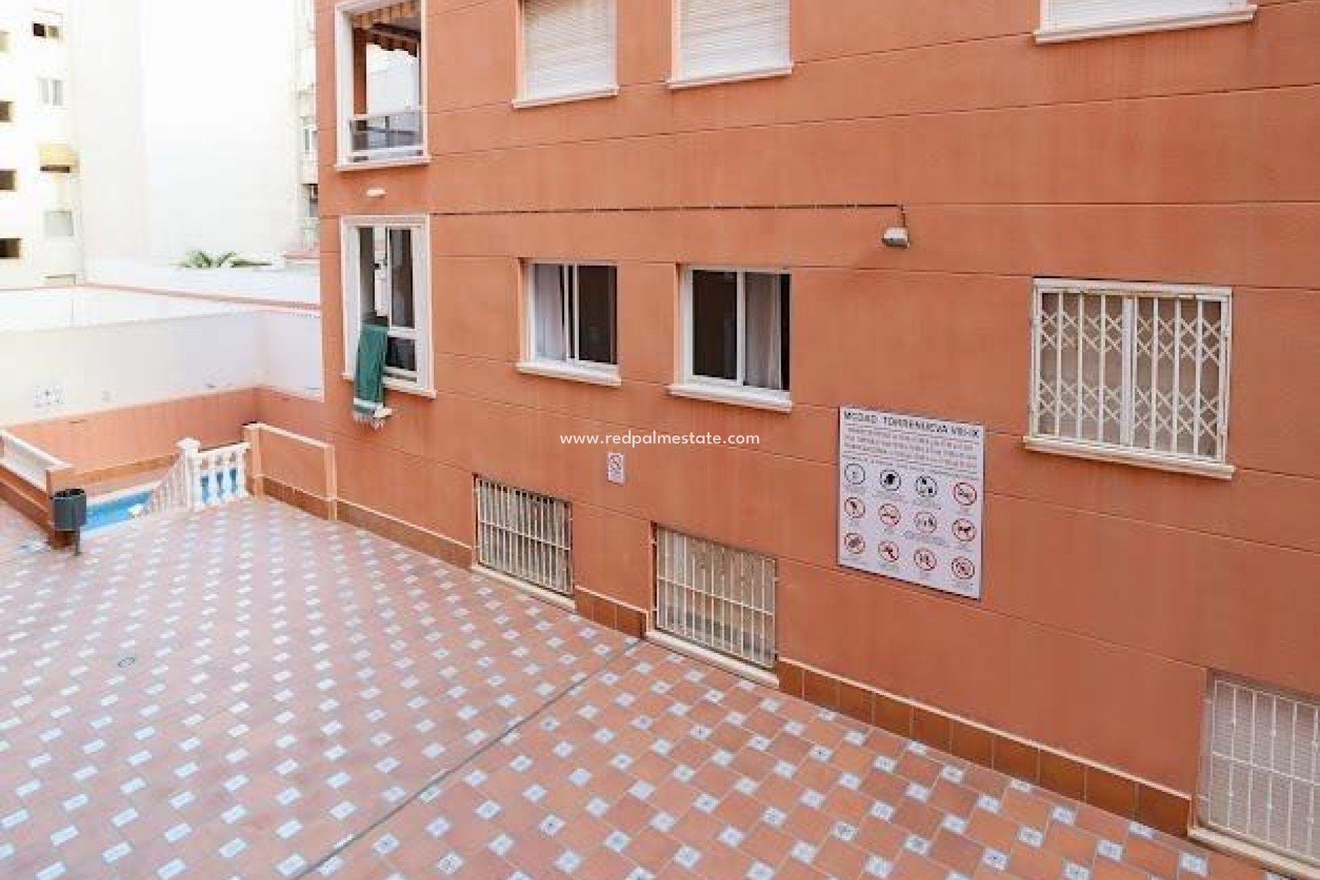 Reventa - Departamento -
Torrevieja - Playa del cura