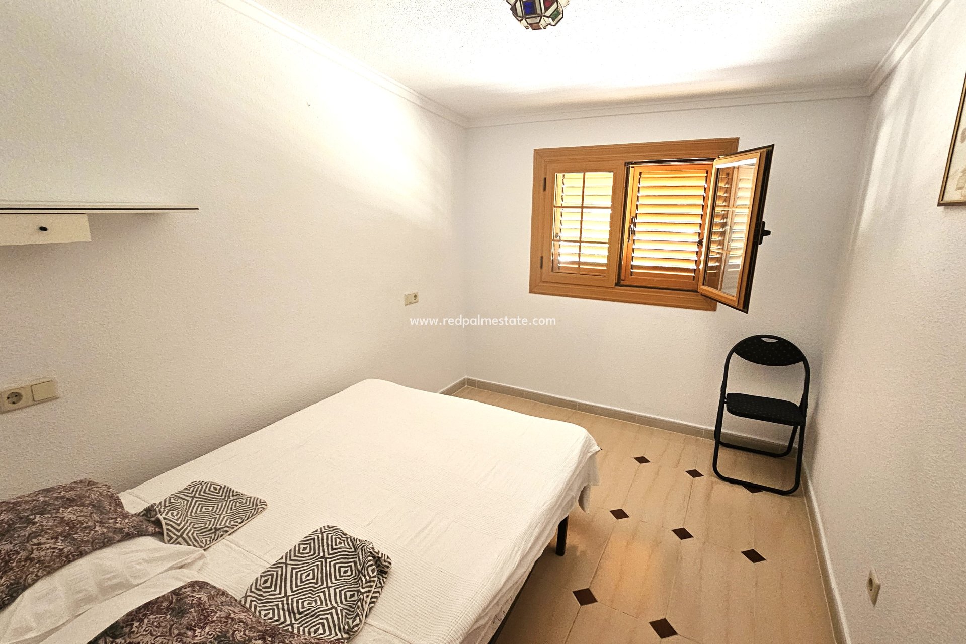 Reventa - Departamento -
Torrevieja