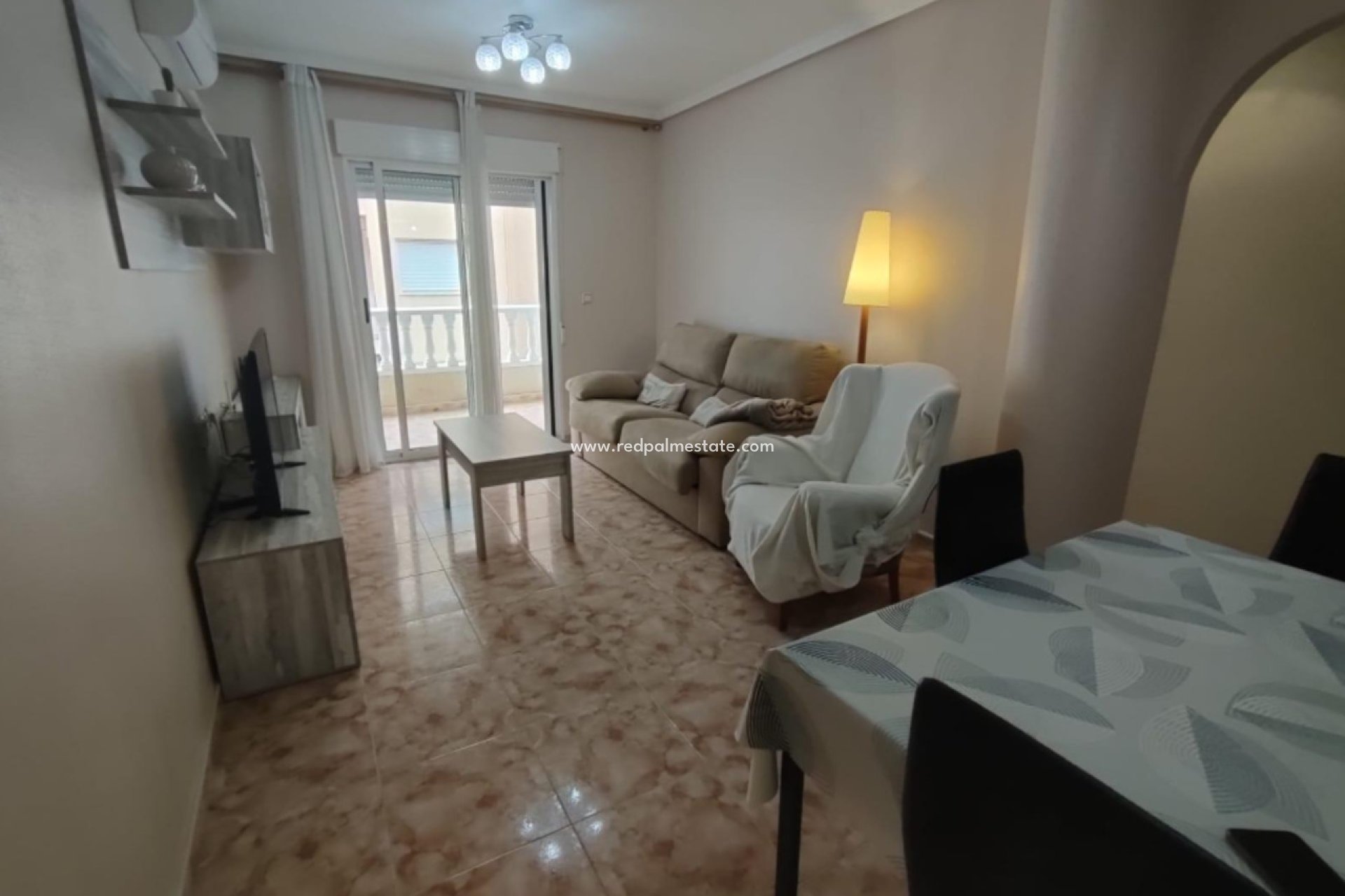 Reventa - Departamento -
Torrevieja