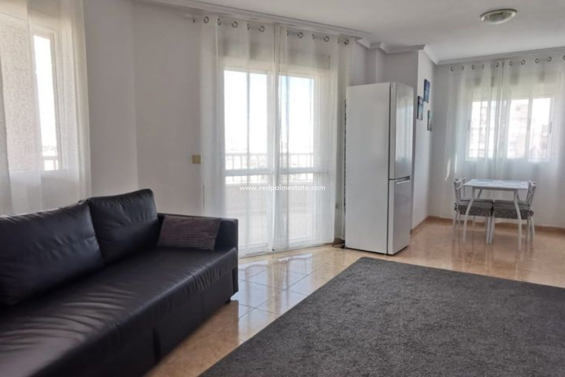 Reventa - Departamento -
Torrevieja