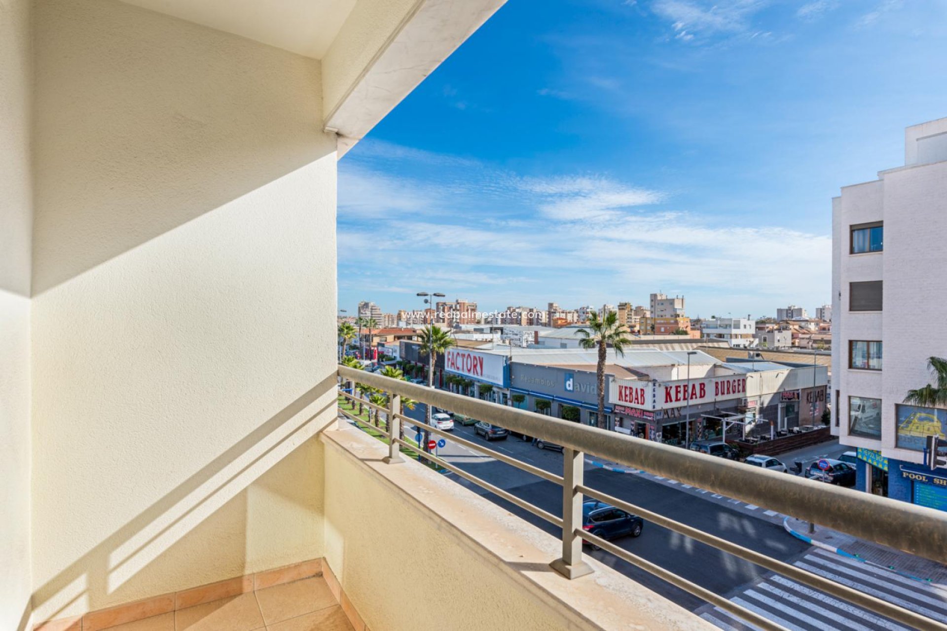 Reventa - Departamento -
Torrevieja