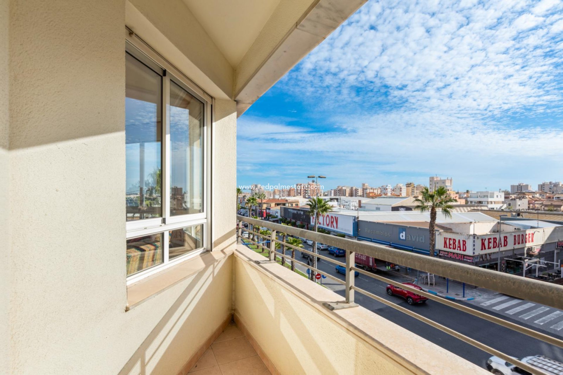 Reventa - Departamento -
Torrevieja