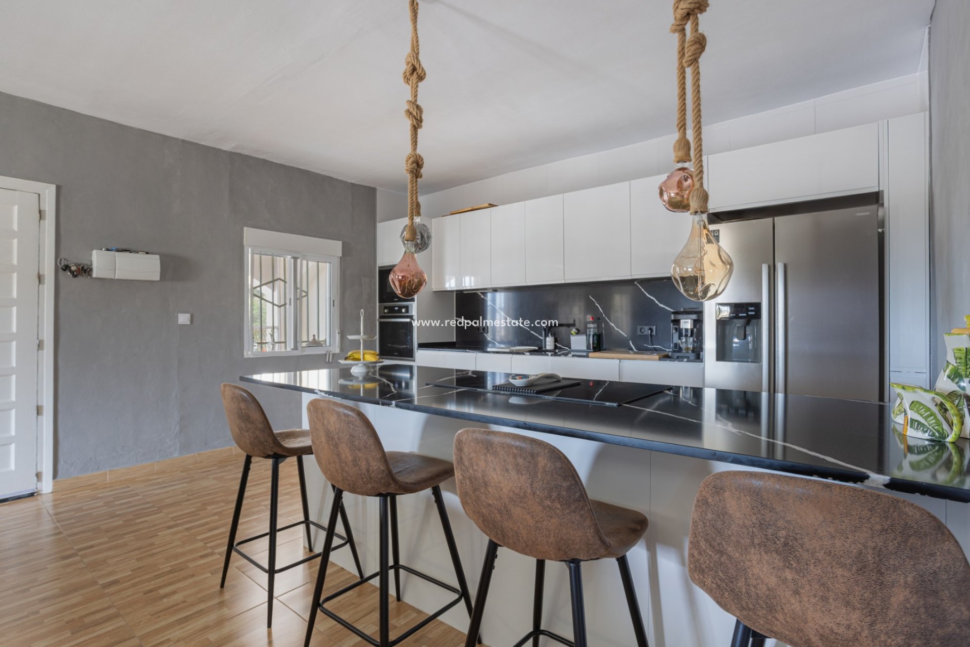 Reventa - Finca / Propiedad de Campo -
Albatera - Inland