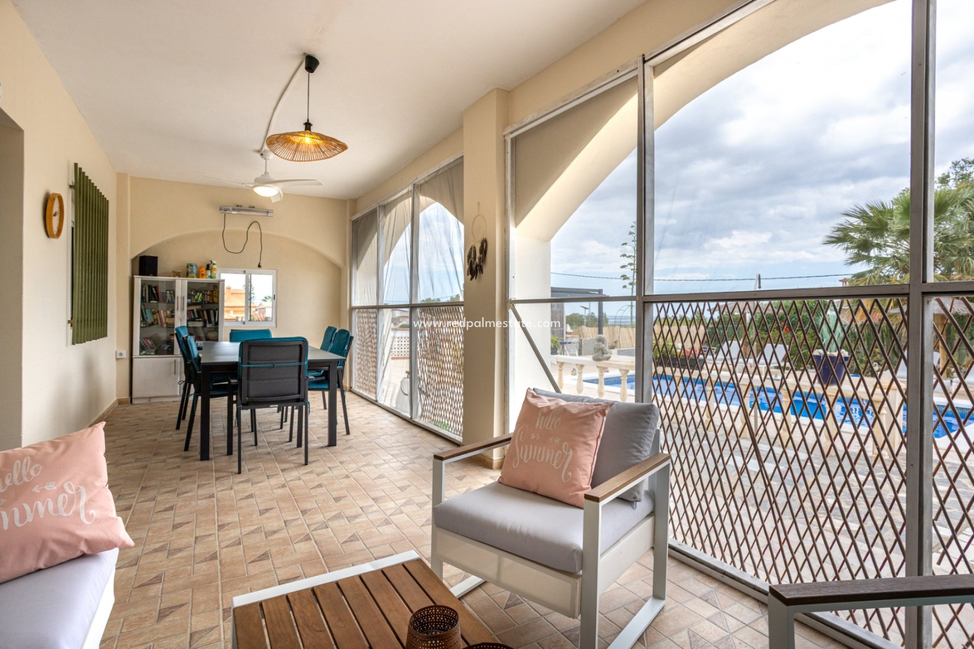 Reventa - Finca / Propiedad de Campo -
Albatera - Inland