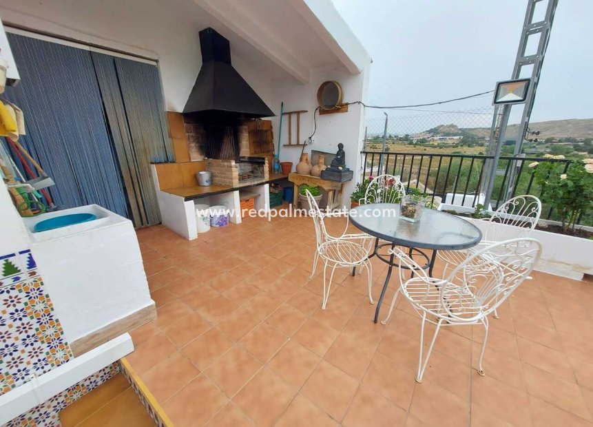 Reventa - Finca / Propiedad de Campo -
Calasparra - Inland