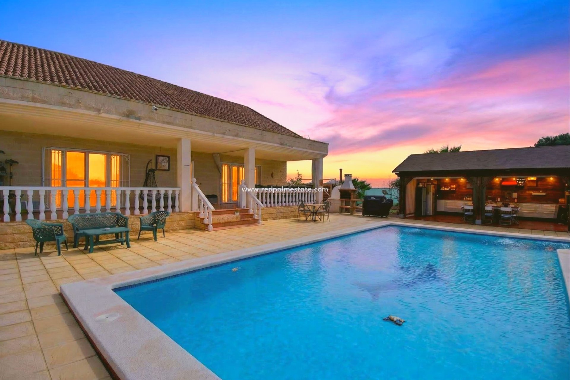 Reventa - Finca / Propiedad de Campo -
Crevillente