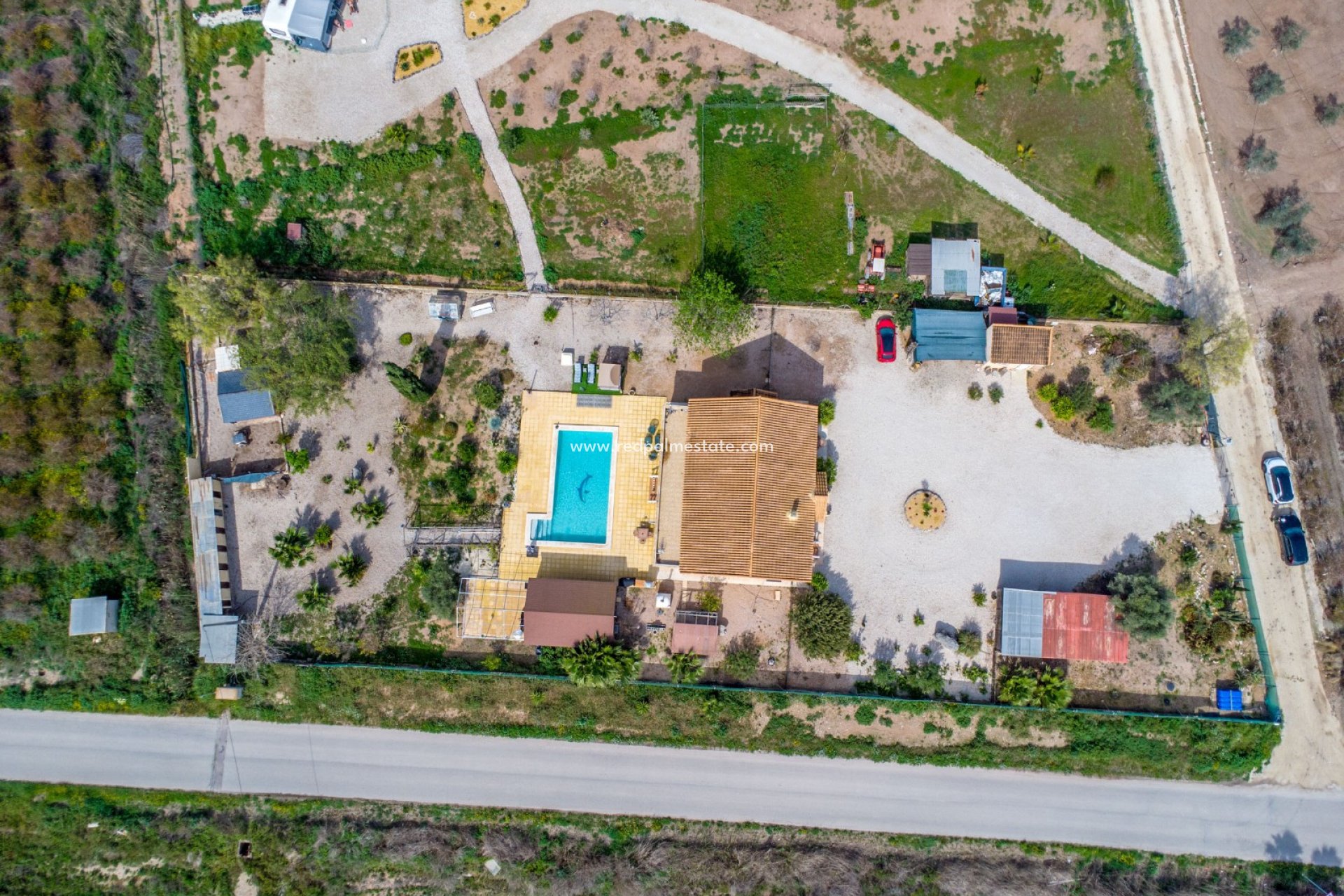 Reventa - Finca / Propiedad de Campo -
Crevillente