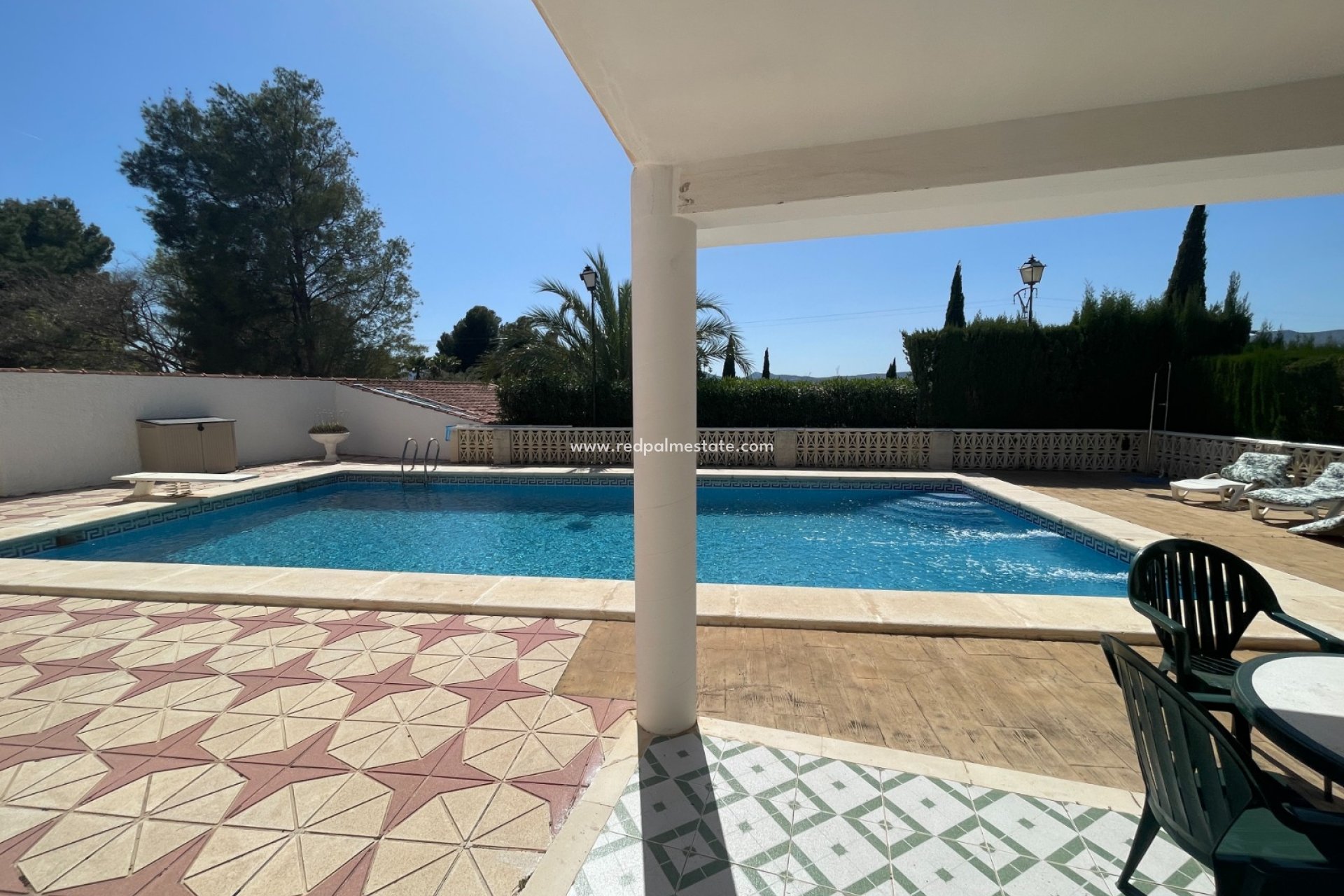 Reventa - Finca / Propiedad de Campo -
Elda - Inland