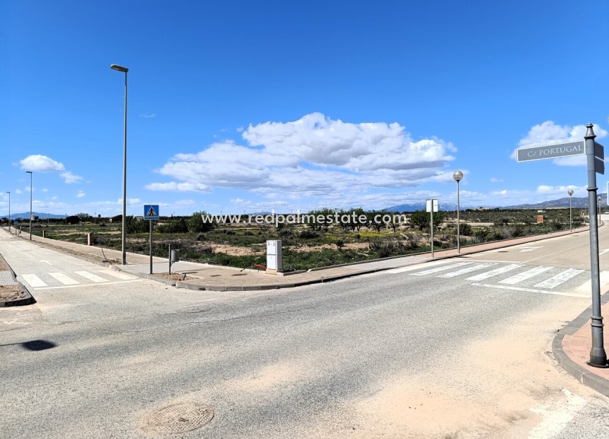 Reventa - Finca / Propiedad de Campo -
Fuente Álamo - Hacienda del Alamo