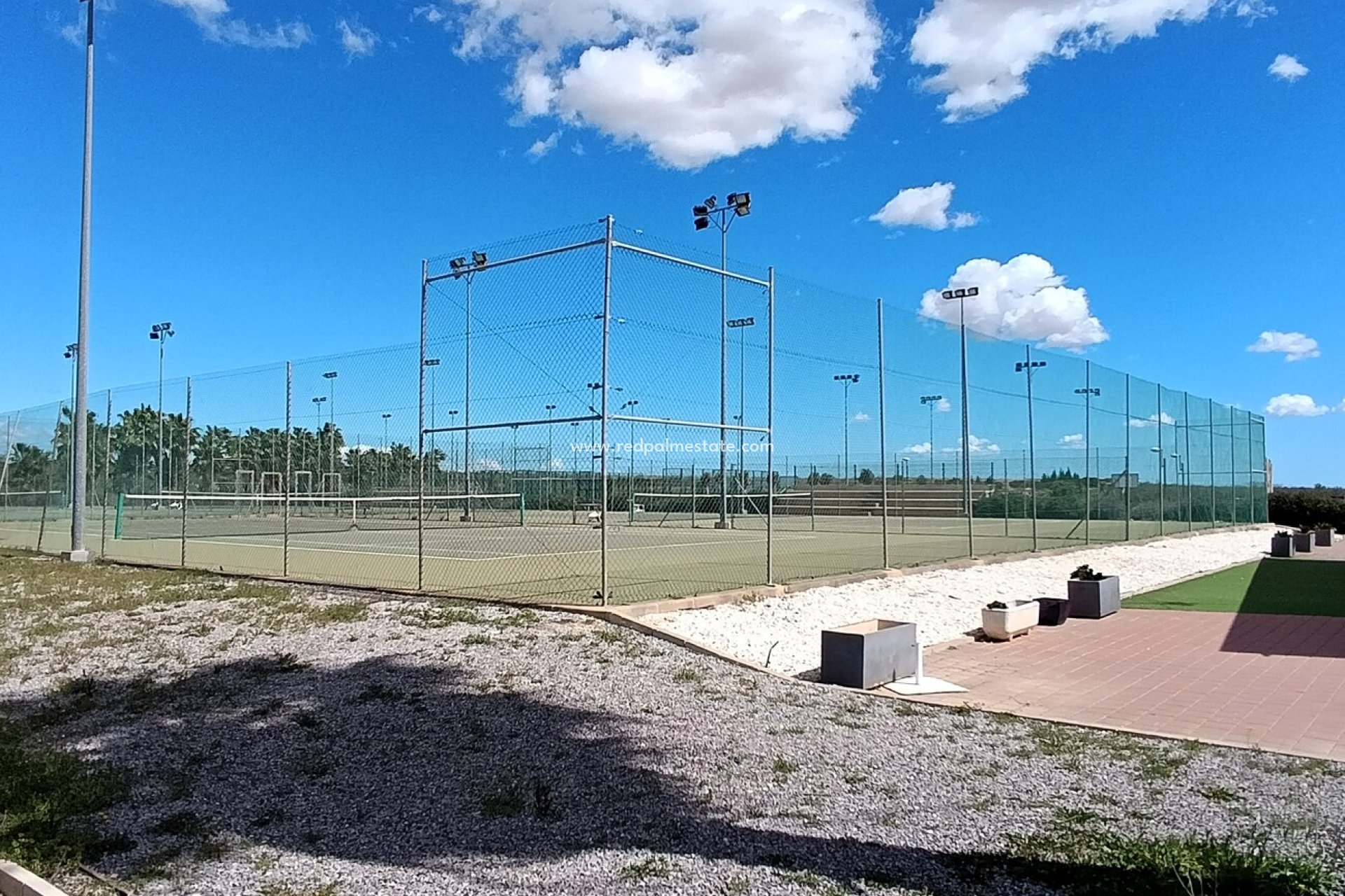 Reventa - Finca / Propiedad de Campo -
Fuente Álamo - Hacienda del Alamo