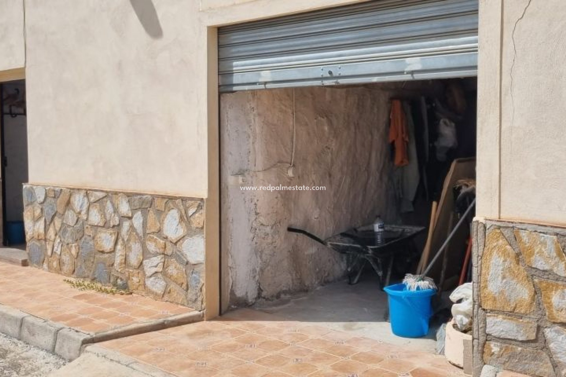 Reventa - Finca / Propiedad de Campo -
Hondón de las Nieves - Inland