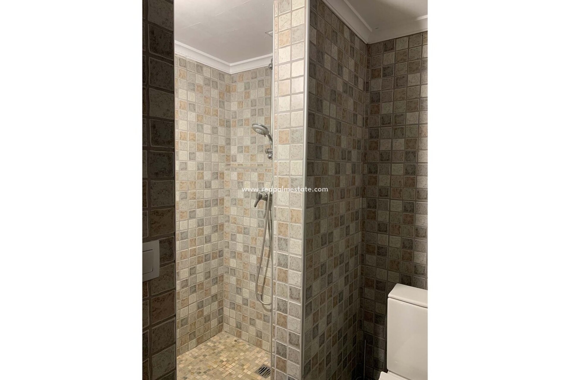 Reventa - Finca / Propiedad de Campo -
Jalón - Inland