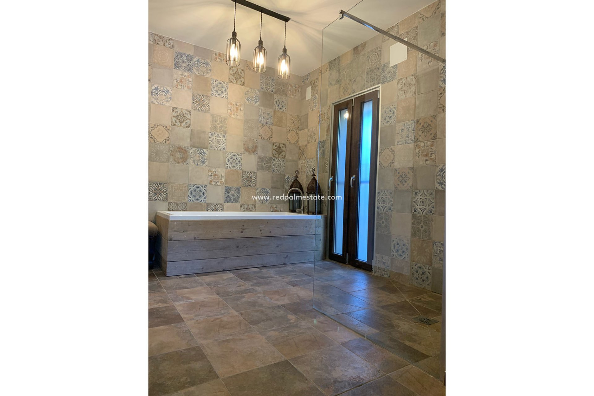 Reventa - Finca / Propiedad de Campo -
Jalón - Inland