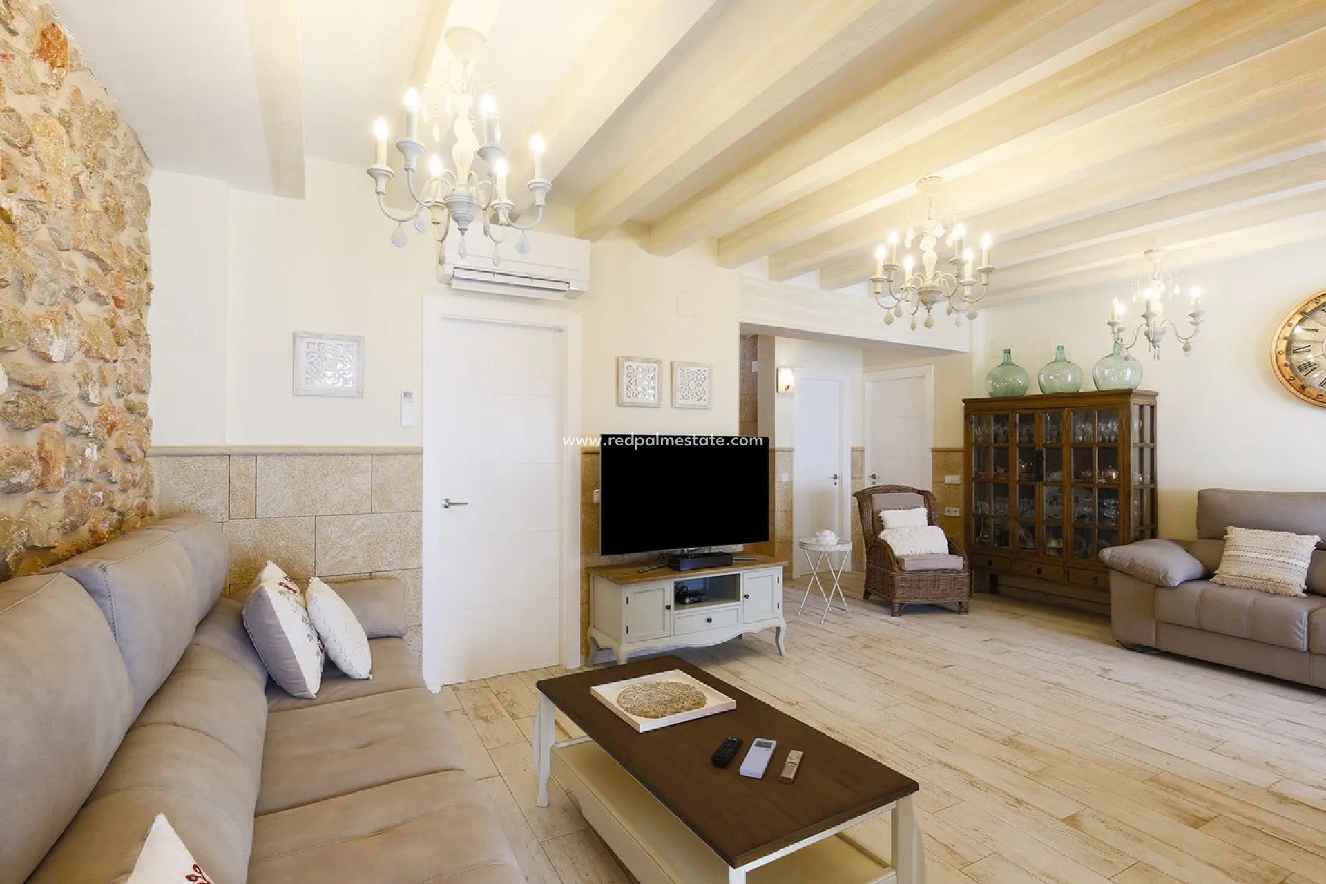 Reventa - Finca / Propiedad de Campo -
Jalón - Inland