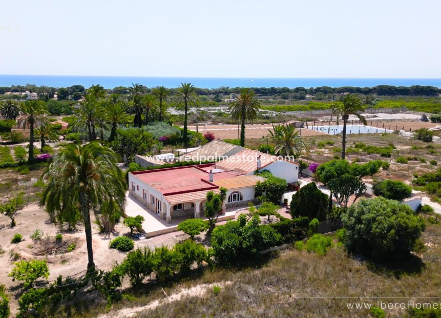Reventa - Finca / Propiedad de Campo -
La Marina