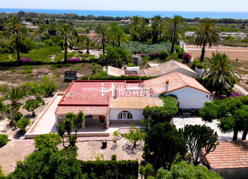 Reventa - Finca / Propiedad de Campo -
La Marina