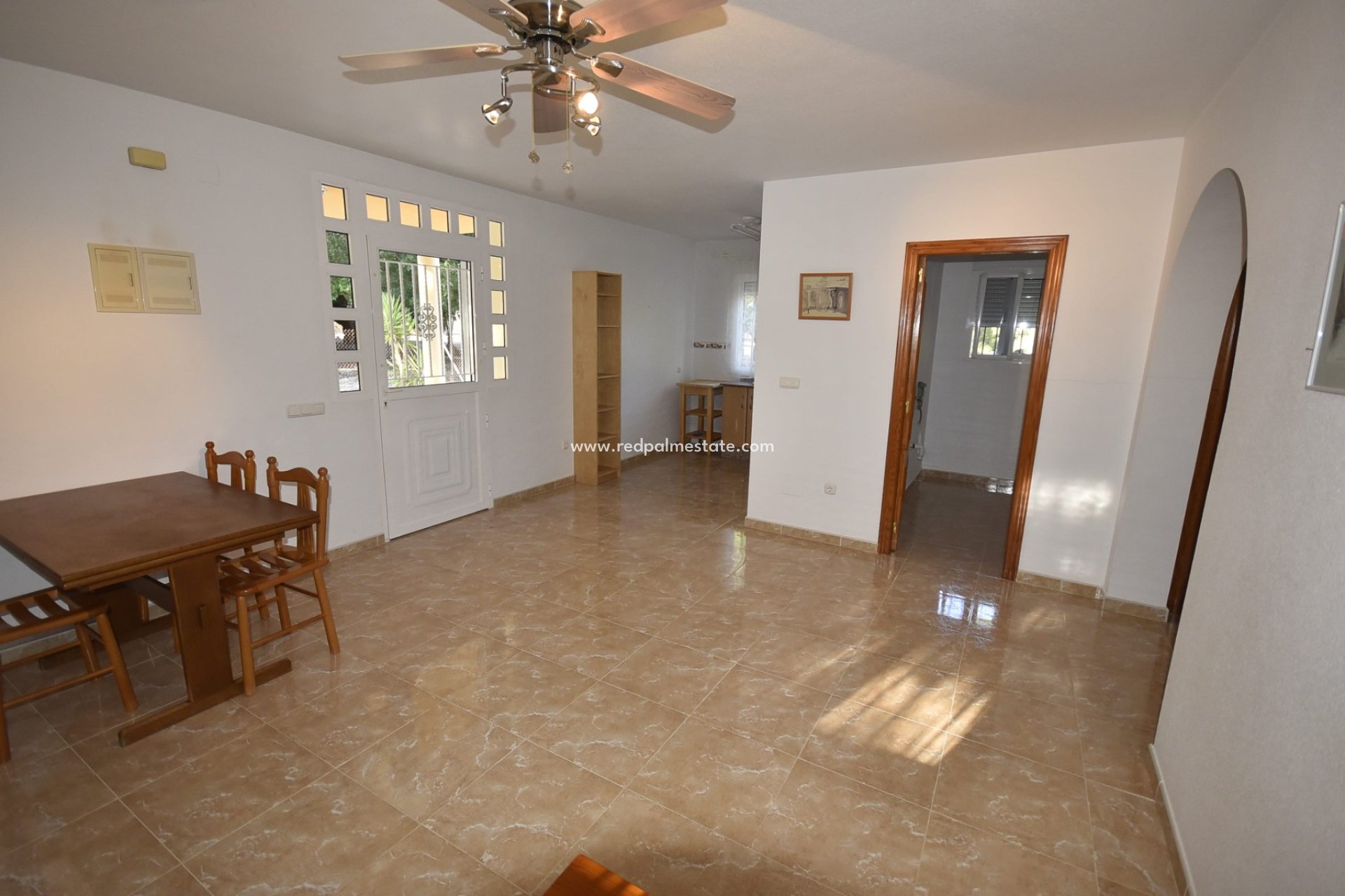 Reventa - Finca / Propiedad de Campo -
La Matanza - Inland