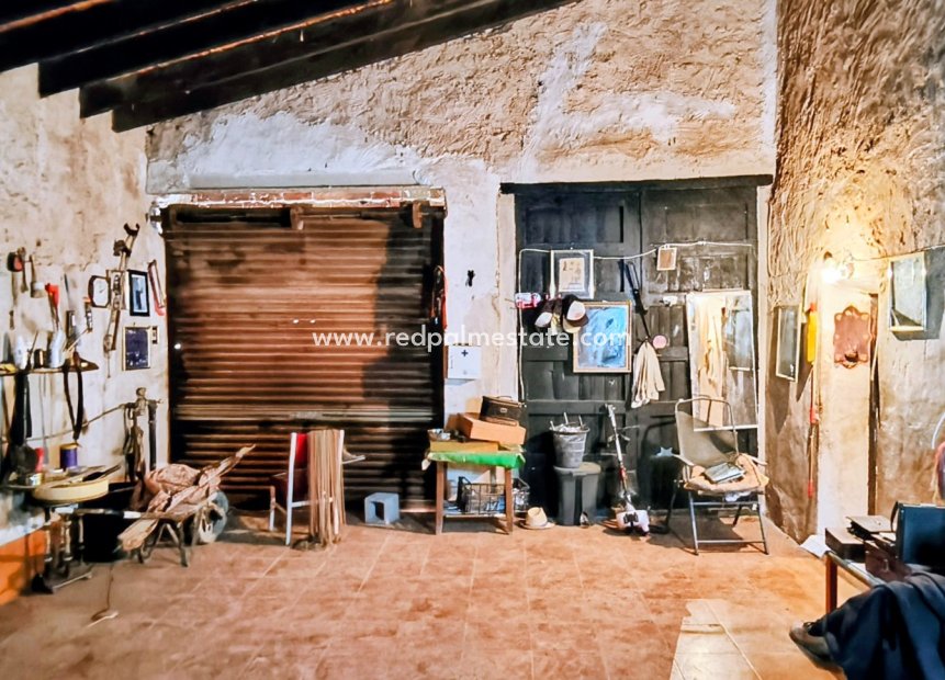 Reventa - Finca / Propiedad de Campo -
La Romana - Inland