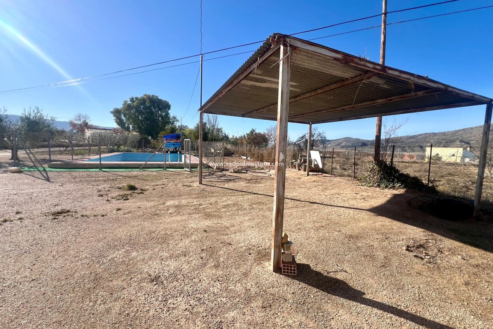 Reventa - Finca / Propiedad de Campo -
Las Encebras - Inland