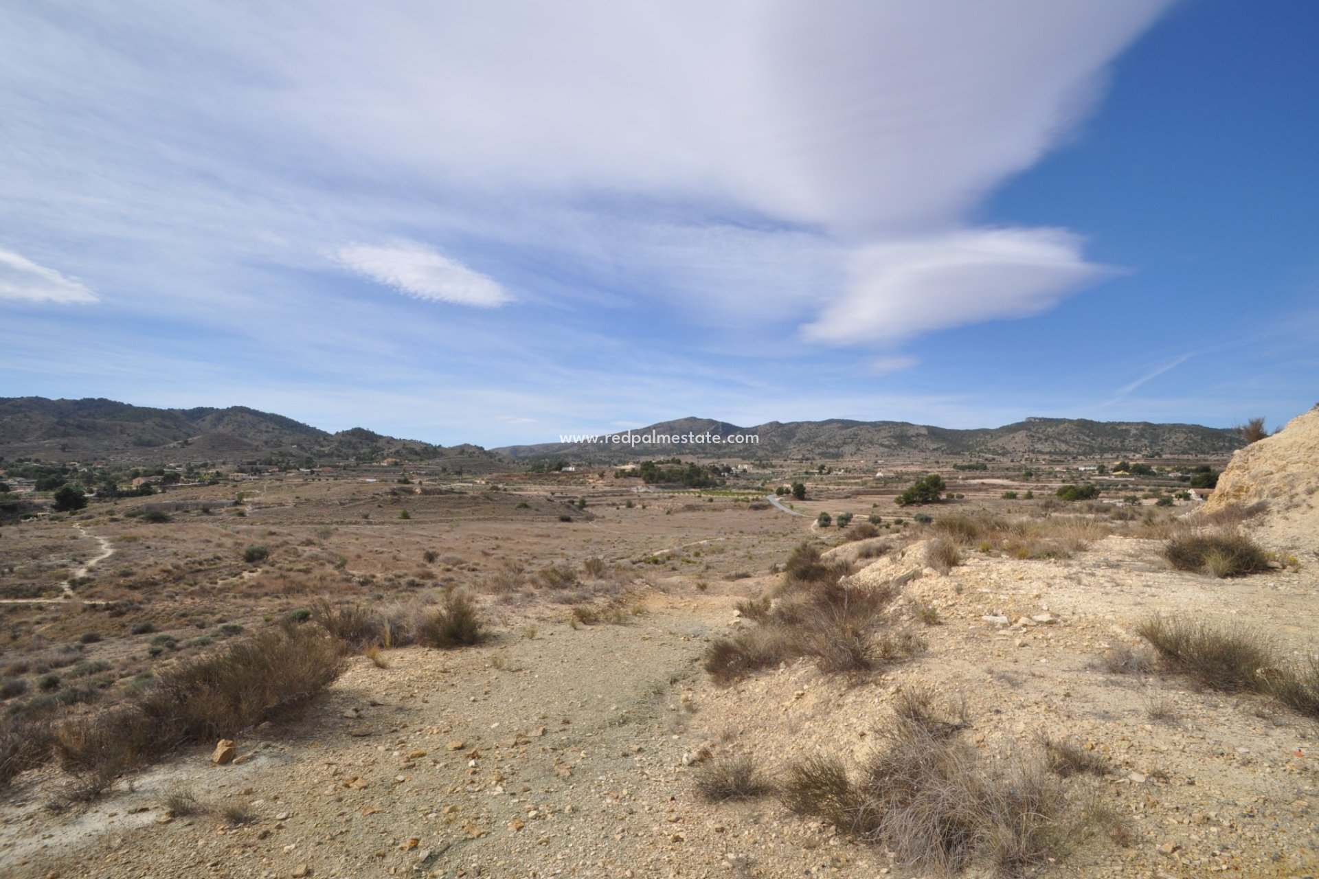 Reventa - Finca / Propiedad de Campo -
Monóvar/Monóver - Inland