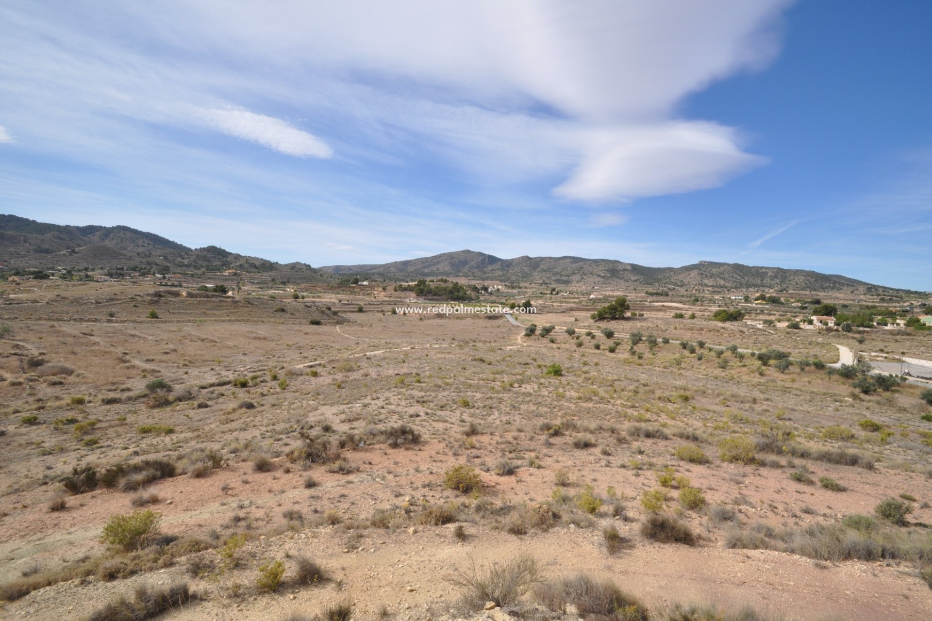 Reventa - Finca / Propiedad de Campo -
Monóvar/Monóver - Inland