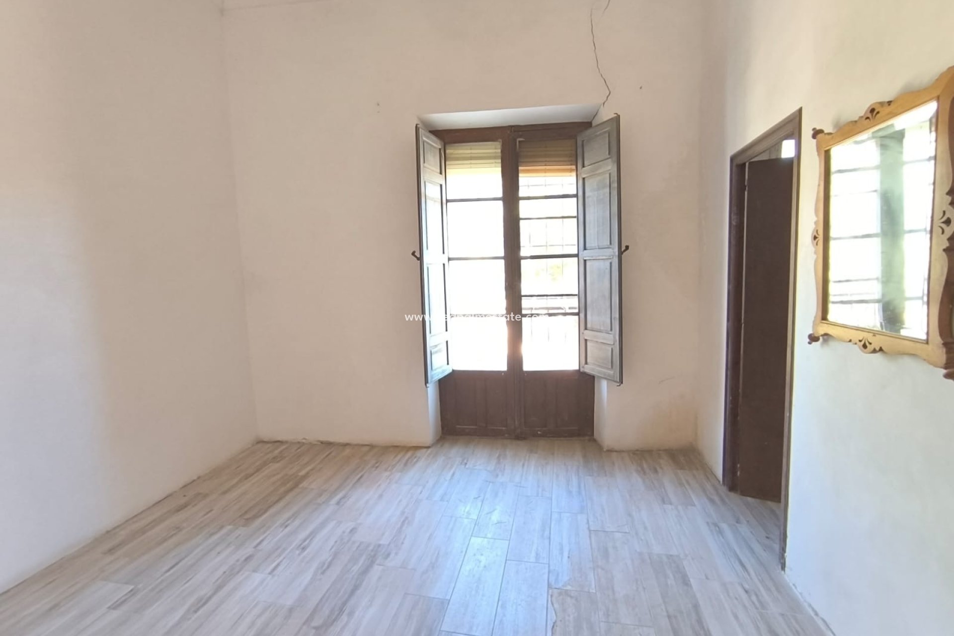 Reventa - Finca / Propiedad de Campo -
Monóvar/Monóver - Inland