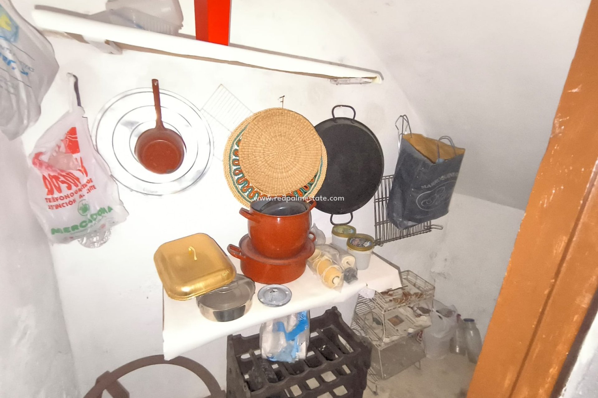 Reventa - Finca / Propiedad de Campo -
Monóvar/Monóver - Inland