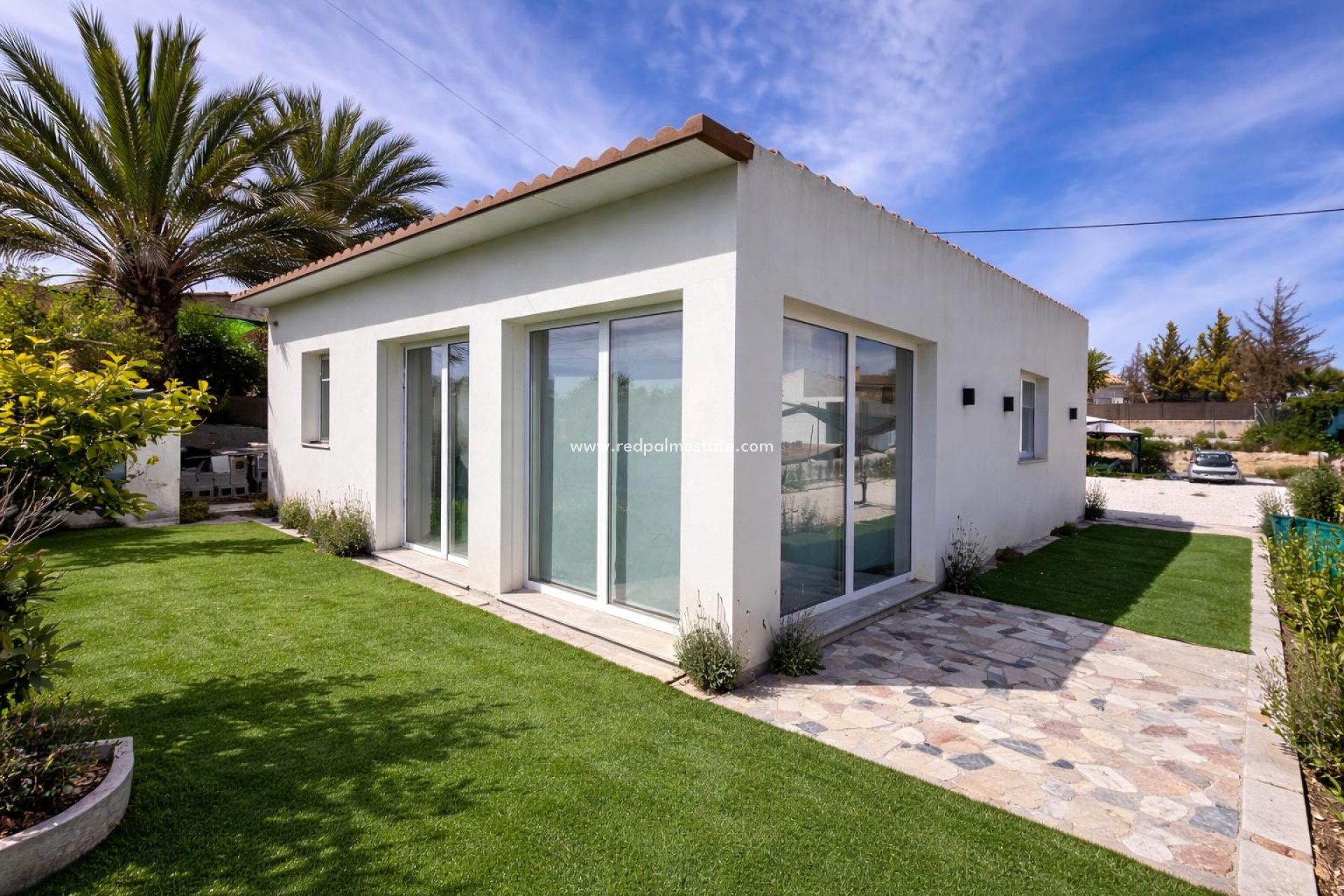 Reventa - Finca / Propiedad de Campo -
Monóvar/Monóver - Inland