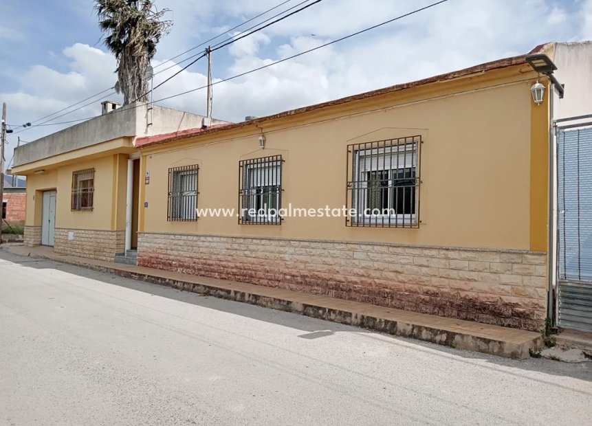 Reventa - Finca / Propiedad de Campo -
Orihuela Costa - BUENA VIDA DESAMPARADOS
