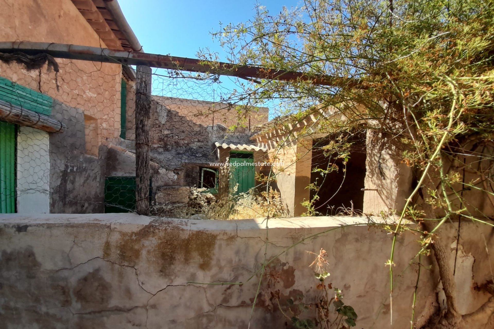 Reventa - Finca / Propiedad de Campo -
Pinoso - Inland