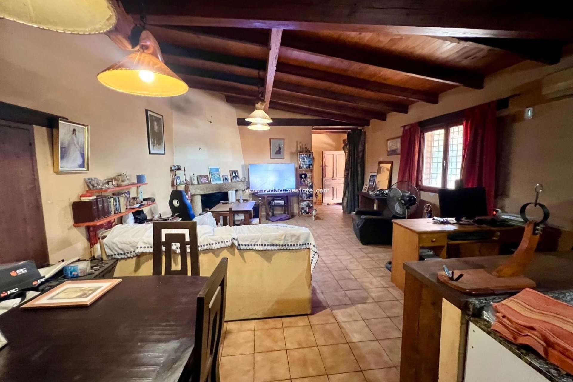 Reventa - Finca / Propiedad de Campo -
Pinoso - Inland