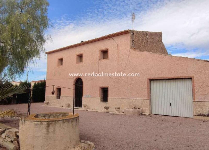 Reventa - Finca / Propiedad de Campo -
Pinoso - Inland