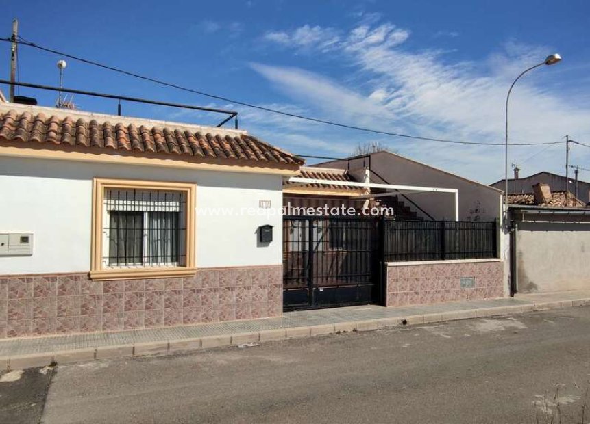 Reventa - Finca / Propiedad de Campo -
Pinoso - Inland