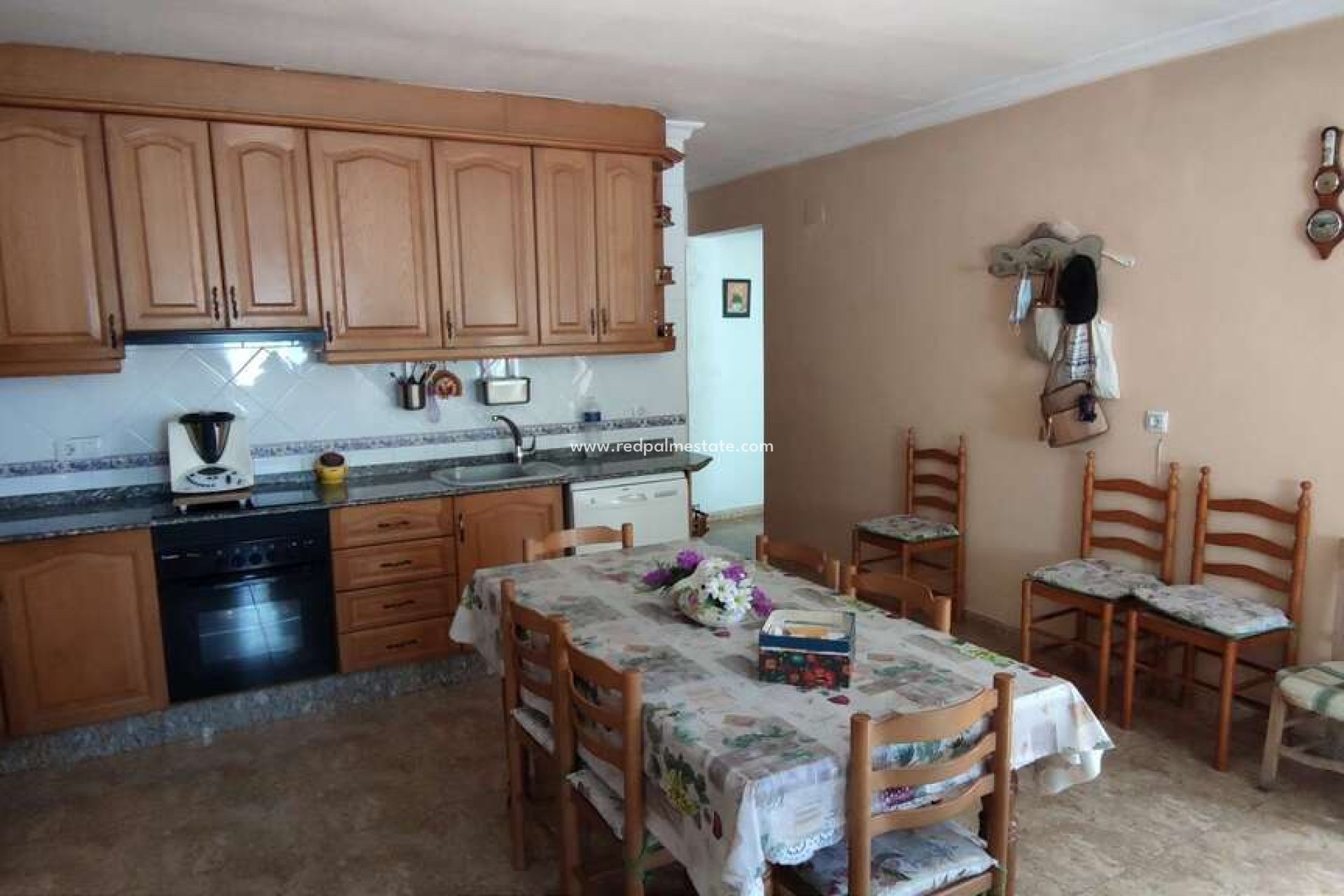 Reventa - Finca / Propiedad de Campo -
Pinoso - Inland