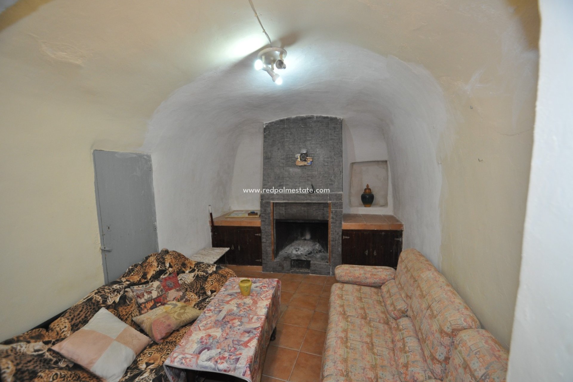 Reventa - Finca / Propiedad de Campo -
Pinoso - Inland