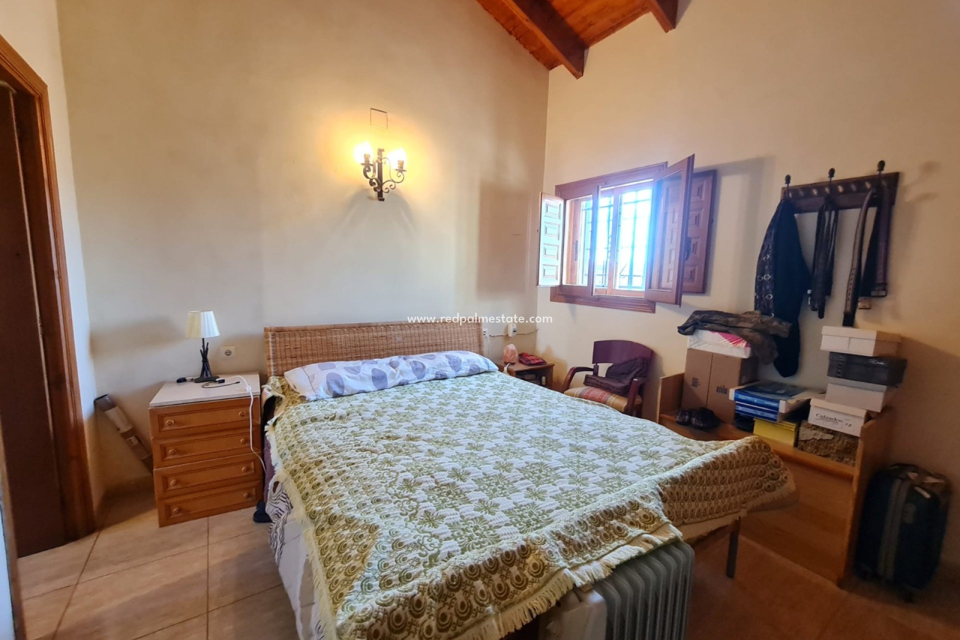 Reventa - Finca / Propiedad de Campo -
Pinoso - Inland