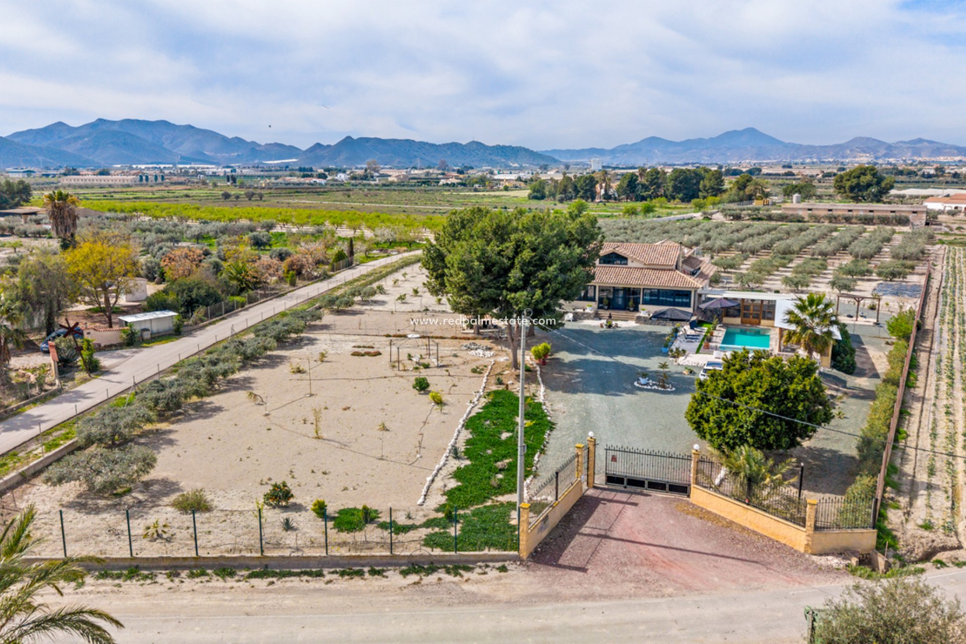 Reventa - Finca / Propiedad de Campo -
Puerto Lumbreras - El Esparragal