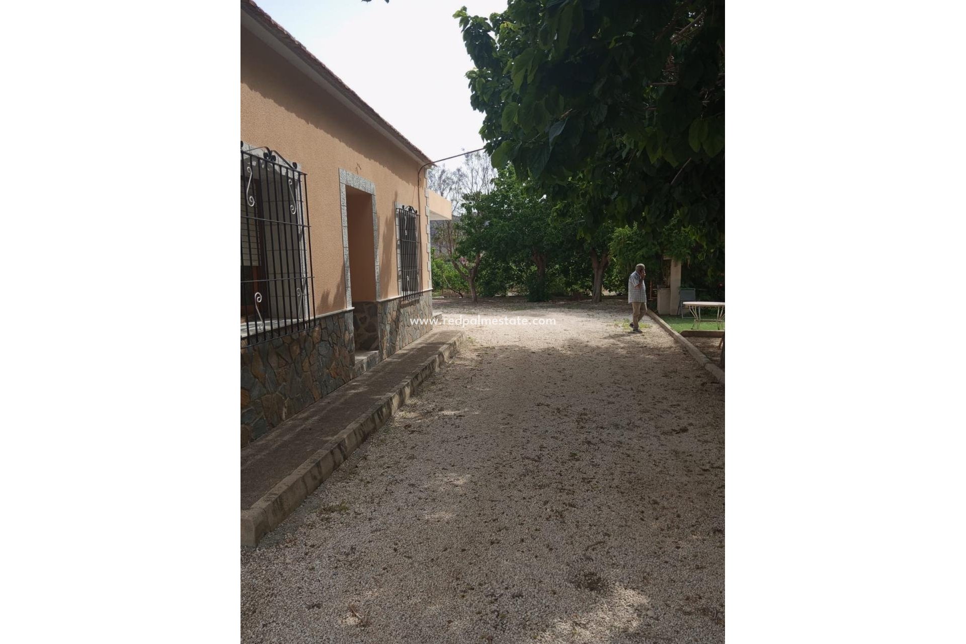 Reventa - Finca / Propiedad de Campo -
Redován - Inland