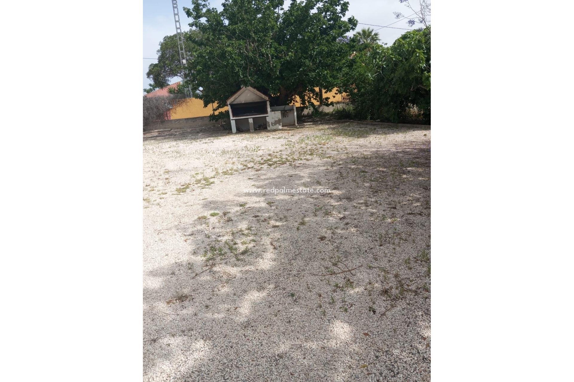 Reventa - Finca / Propiedad de Campo -
Redován - Inland