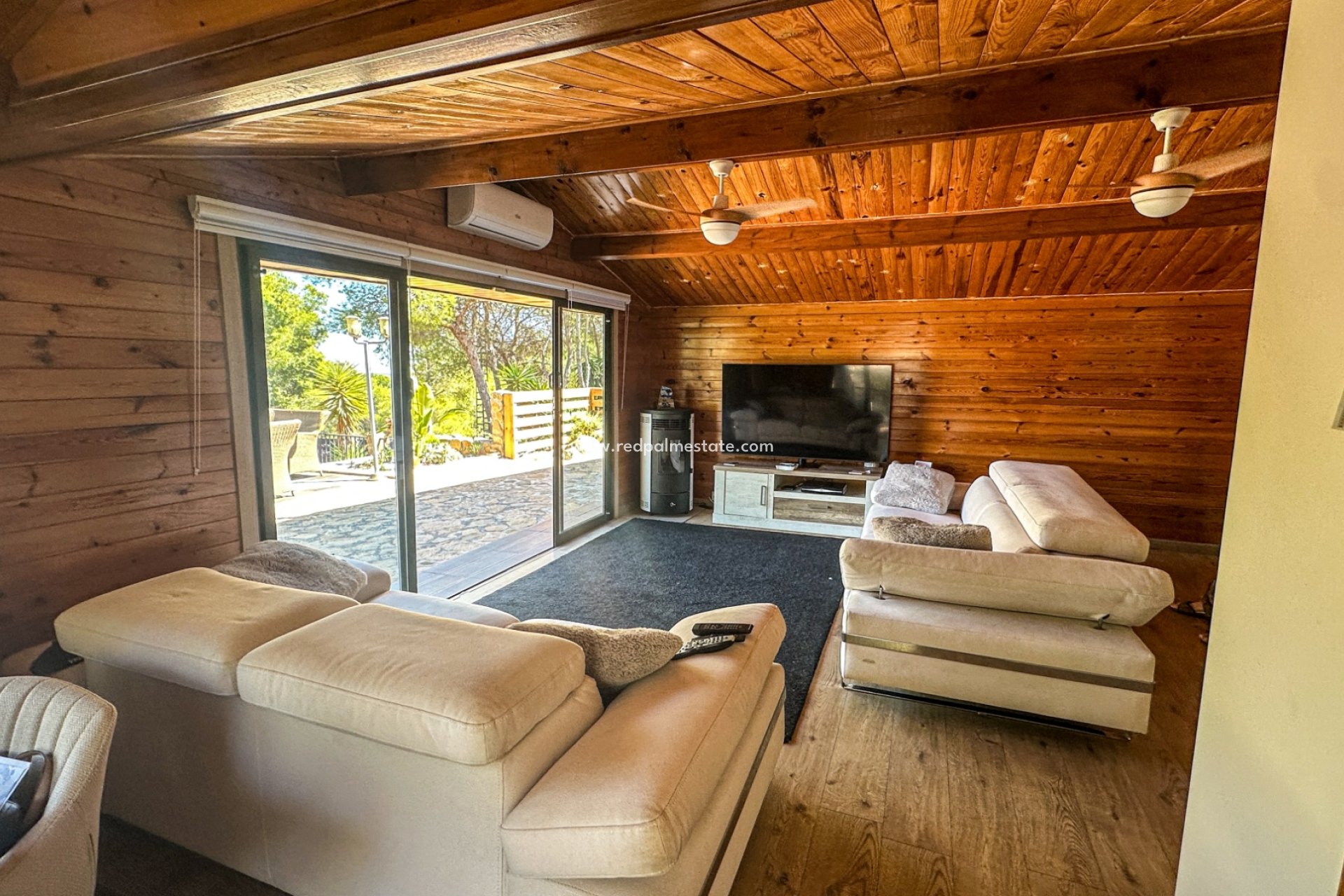 Reventa - Finca / Propiedad de Campo -
San Miguel de Salinas - Inland