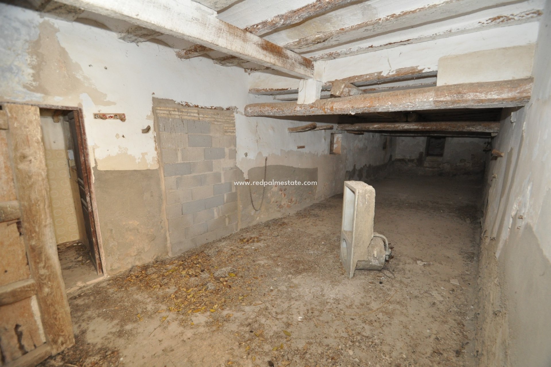 Reventa - Finca / Propiedad de Campo -
Villena - Inland